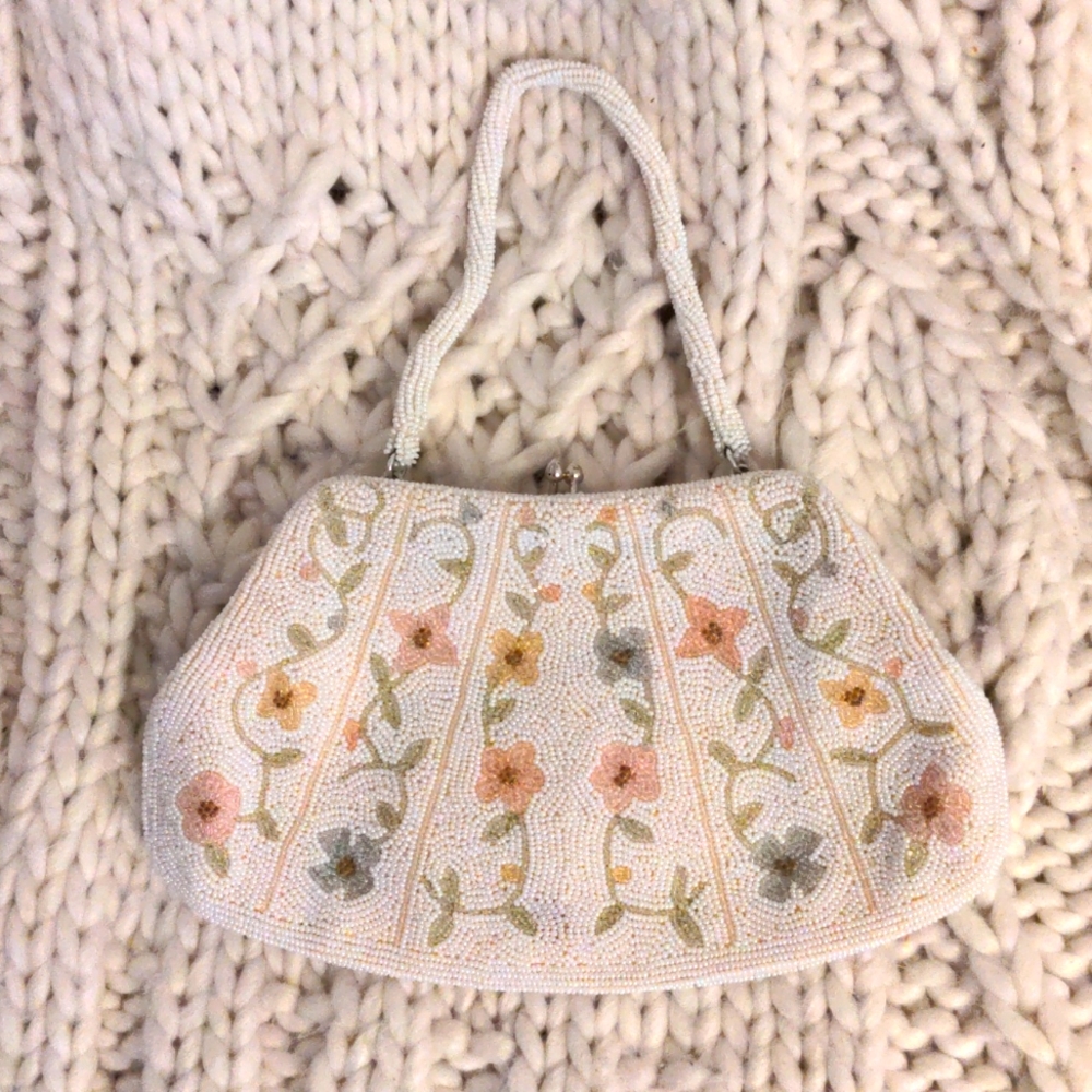 Delill Vintage handmade beaded bag